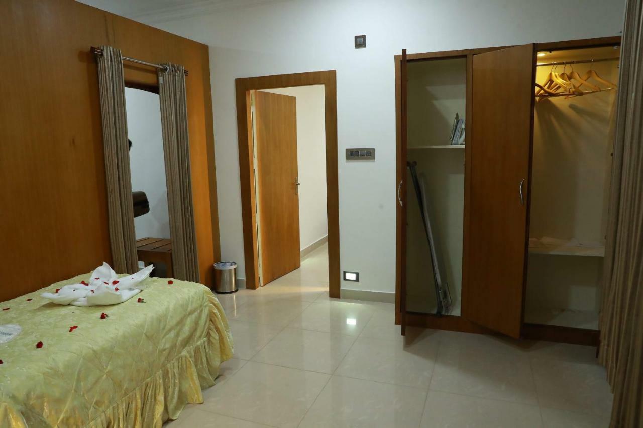 Hotel Rohini International Kallār Екстериор снимка