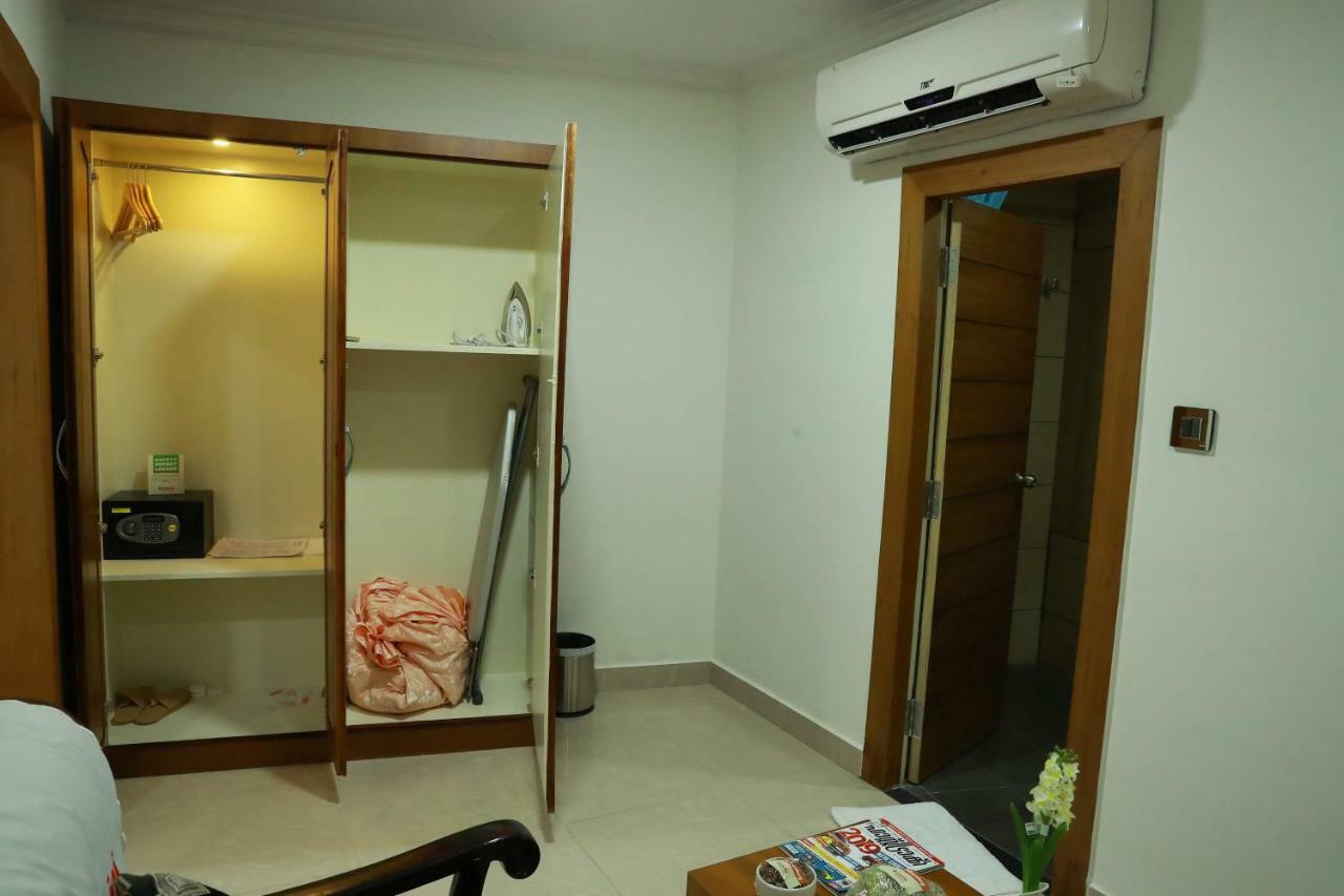 Hotel Rohini International Kallār Екстериор снимка