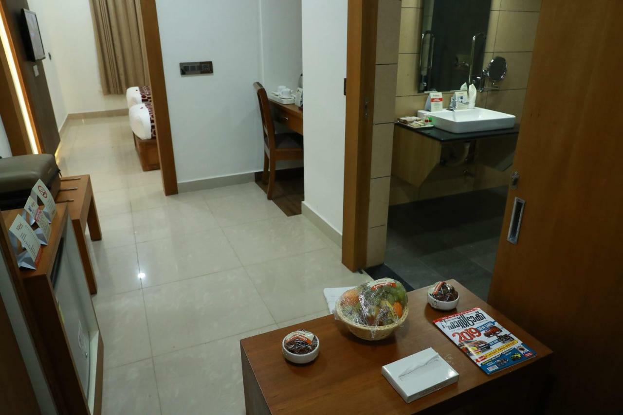 Hotel Rohini International Kallār Екстериор снимка